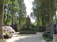 Foto: Heike Benkmann<br>Ehrenmal am Friedhof