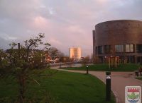 Foto: T. Frodermann<br>Ulzburg Mitte / Rathaus in Abenddämmerung